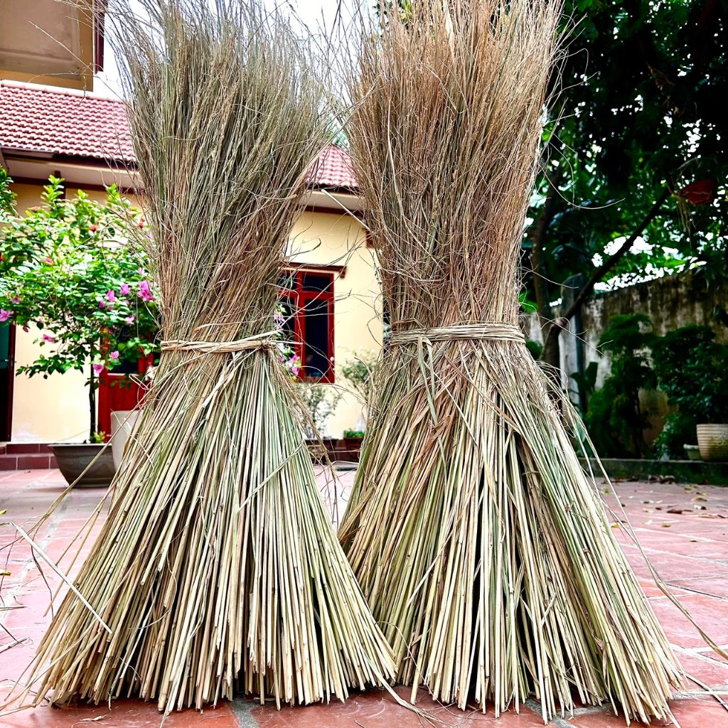 Rơm khô, Rơm Nếp khô sạch làm trang trí, decor , đốt làm tro đảm bảo sạch, tuyệt đẹp