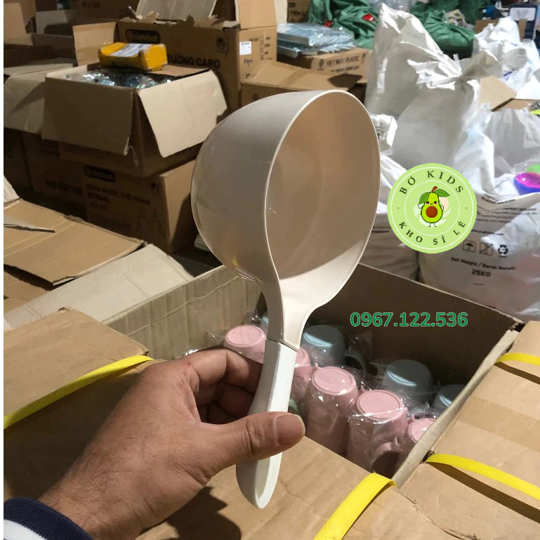 Gáo nhựa múc nước Việt Nhật  Gáo ghép múc nước dày dặn cao cấp, ca múc nước