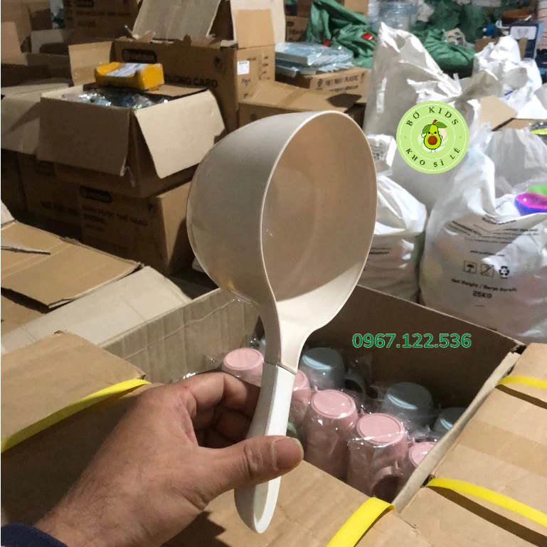 Gáo nhựa múc nước Việt Nhật  Gáo ghép múc nước dày dặn cao cấp, ca múc nước