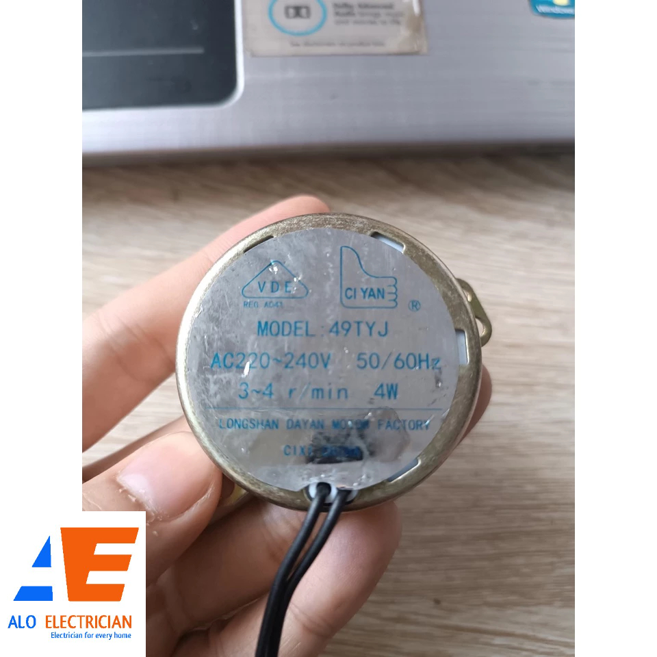 Động cơ đảo gió quạt điều hòa Kangaroo KG50F62
