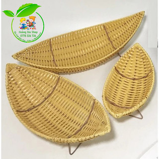 Khay nhựa giả mây hình thuyền đựng bánh kẹo, hoa quả