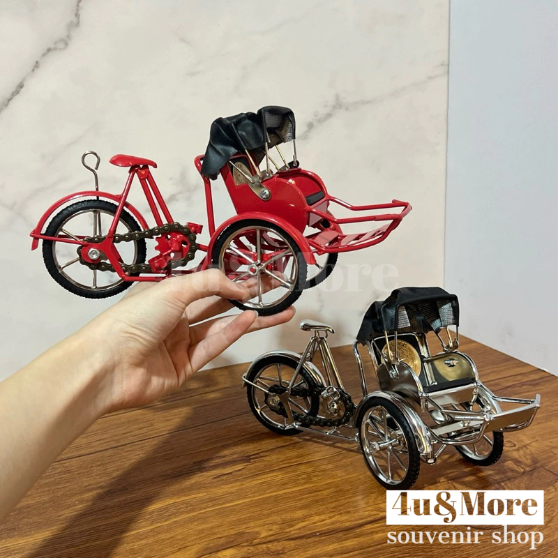 Mô hình xe xích lô sắt Việt Nam trang trí, quà tặng
