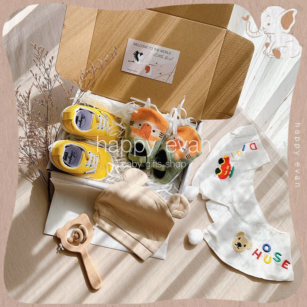 🅷🅴 [🔥Hộp + thiệp] Hộp quà 5 món phụ kiện tặng bé trai bé gái sơ sinh đầy tháng 0-5m, tặng mẹ bầu. Hộp quà tặng đầy tháng