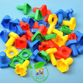 Ốc vít nhựa to
