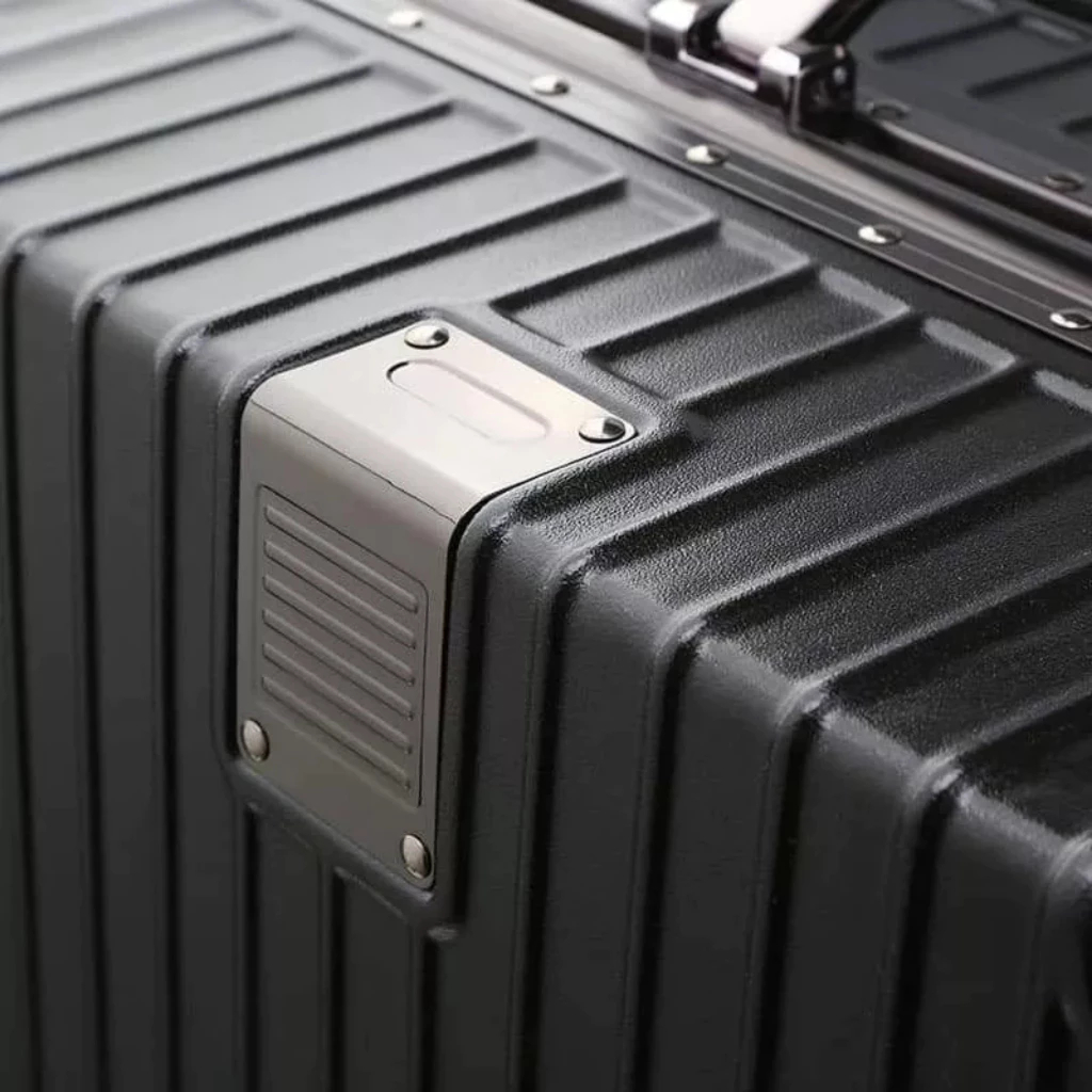 Vali du lịch có bánh xe có móc khóa mật khẩu bằng nhôm chống trượt chống trầy 20-24-inch thông dụng | BigBuy360 - bigbuy360.vn