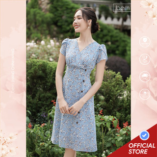 Đầm hoa xanh nút gỗ, xẻ tà Bem (DR232)