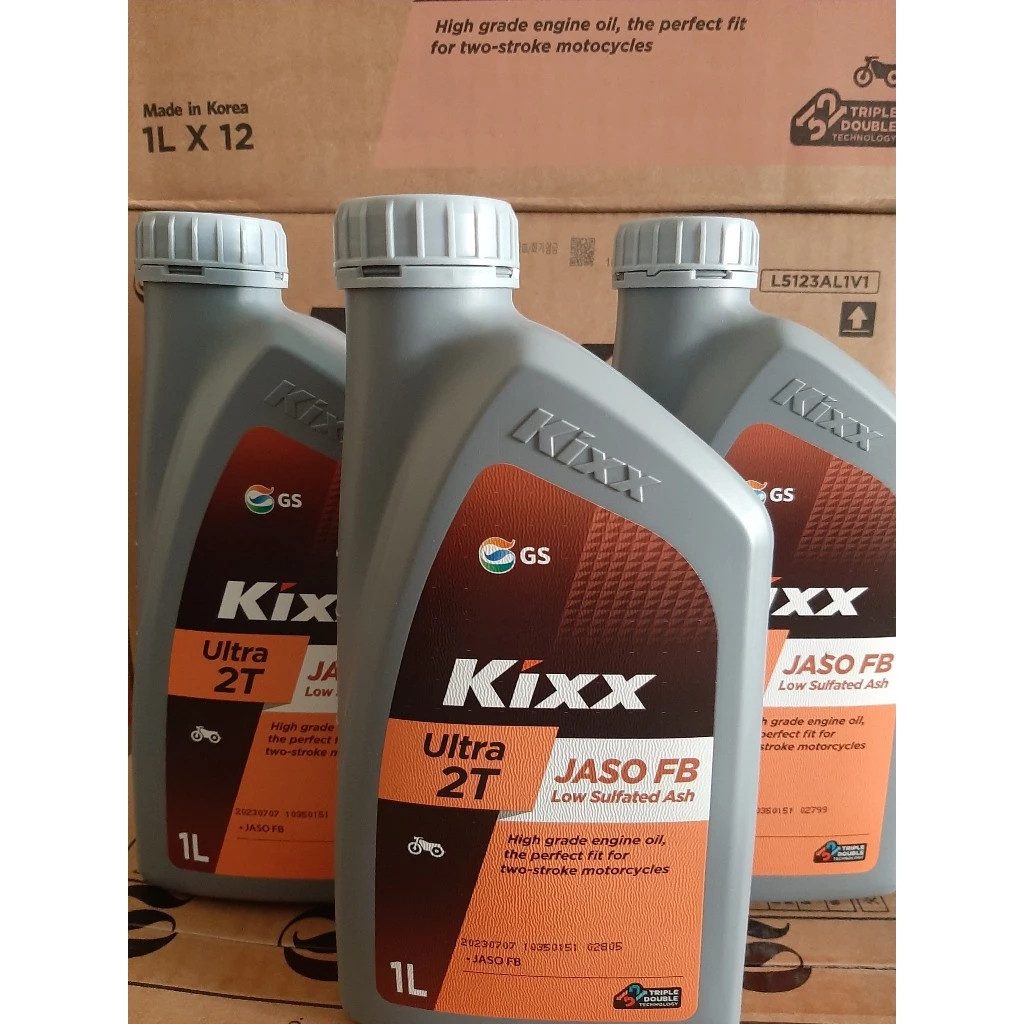 Dầu động cơ 2 thì Kixx Ultra 2T FB dung tích 1L