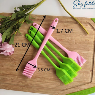 CHỔI QUÉT SILICON CÁN ĐÚC 21CM [MÀU NGẪU NHIÊN]