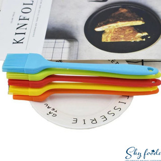 CHỔI QUÉT SILICON CÁN ĐÚC 21CM [MÀU NGẪU NHIÊN]