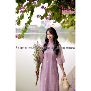 Áo dài tơ thêu màu tím cà MINISO