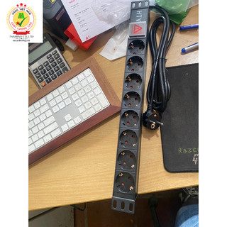 Thanh nguồn PDU 8 lỗ hàng nhập khẩu 100%