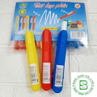  2 cây Bút kẹp phấn viết bảng 