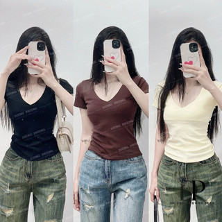 Áo thun nữ cổ tim dáng ôm, áo thun tăm body tay ngắn màu trơn cơ bản duongphuongjean - AO054