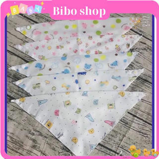 Khăn yếm xô cúc bấm cho bé