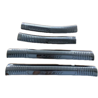 ỐP BẬC TRONG TITAN ACCENT 2018 2019 2020 2021 2022 2023
