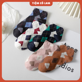 Tất họa tiết quả trám
