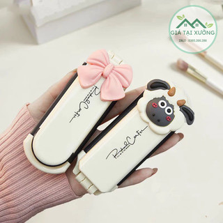 Gương kèm lược gỡ rối tiện lợi