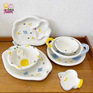 Bộ bát đĩa bằng sứ hình chim trắng viền xanh hoa vàng, Tô quai cầm, đĩa chia ngăn