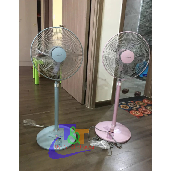 Quạt đứng Panasonic F308NHB - Màu Xanh, 12 inch, 5 cánh, Điều khiển từ xa