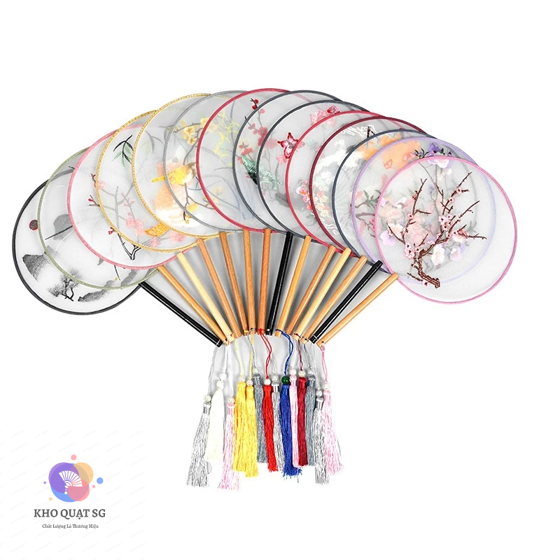 (Sỉ) Quạt Tròn Cổ Trang Vải Lụa Thêu Tay Tinh Tế Hán Phục Thiếu Nữ Cung Đình Cán Cầm Tay Chụp Hình