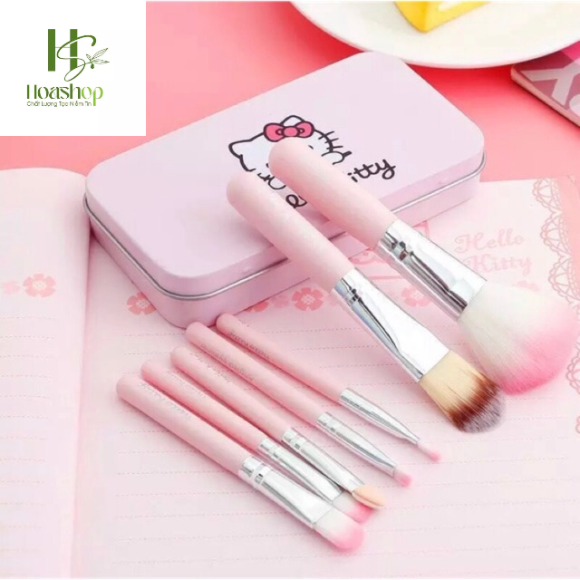 BỘ CỌ TRANG ĐIỂM HELLO KITTY – 7 MÓN