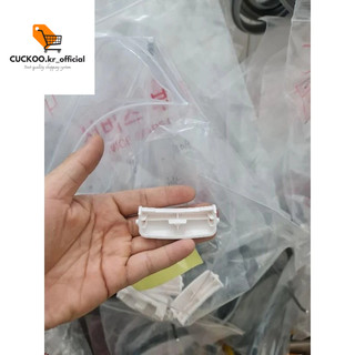 lẫy khóa nồi cơm cuckoo mã  cr 1055
