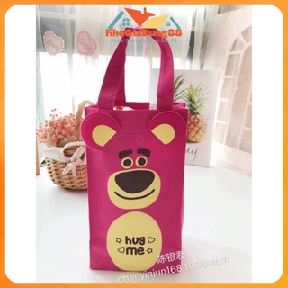 Túi đựng bình giữ nhiệt hình gấu dâu Losto dễ thương - Túi vải đựng bình nước, để ly hoạ tiết gấu hồng lotso