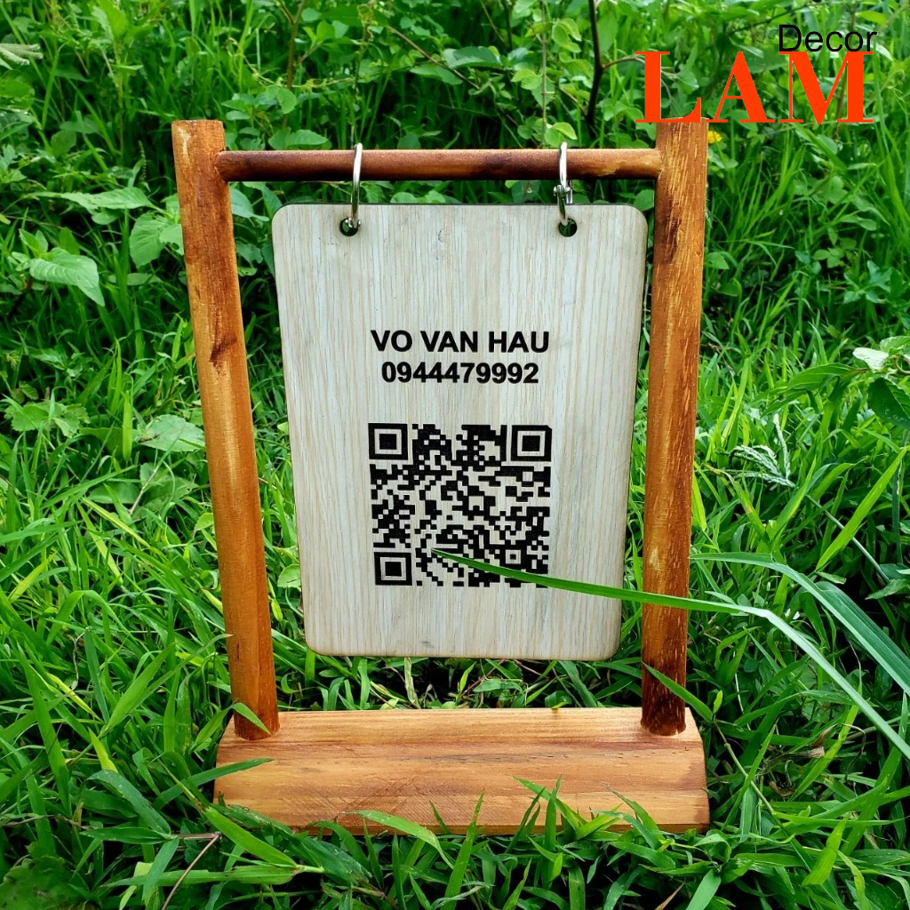 Kệ/Giá gỗ treo Menu để bàn/quầy - Menu gỗ treo FREE khắc LOGO