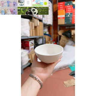 Bát sứ trắng dày dặn ăn cơm