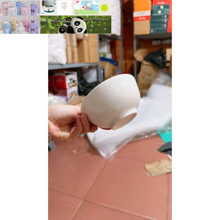 Bát sứ trắng dày dặn ăn cơm