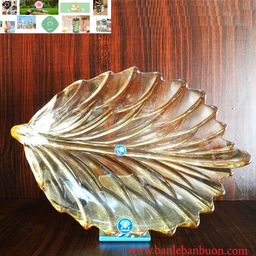 đĩa thủy tinh vàng hình chiếc lá
