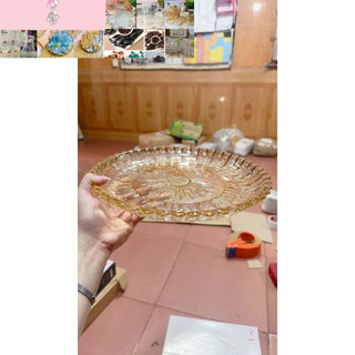 khay tròn vàng thủy tinh úp cốc 30cm