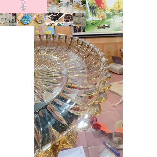 khay tròn vàng thủy tinh úp cốc 30cm