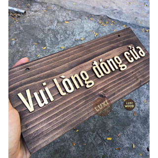 Bảng gỗ Vui lòng đóng cửa - LUXI DECOR