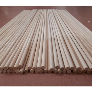 Thanh gỗ tròn  CAO SU đã qua tẩm sấy được làm trơn nhẵn bề mặt không xước răm, không ẩm mốc không mối mọt hàng xuất khẩu