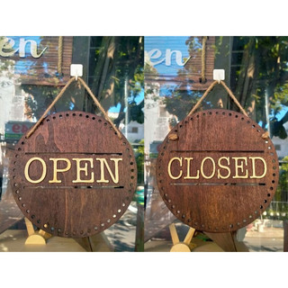 Bảng gỗ dán chữ gỗ 2 mặt nội dung "Open Closed" mẫu tròn lỗ + kèm dây treo - LUMY Wood