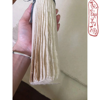 Giấy Dó Truyền Thống Làm Thủ Công