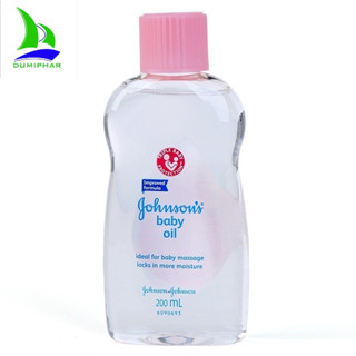 Dầu massage và dưỡng ẩm Baby Oil Johnson