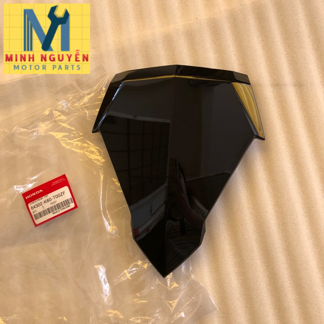 Mặt nạ nhỏ zin xe click 2015-2017 màu đen bóng