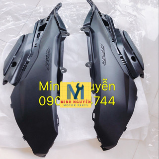 Yếm gác chân sau Vario click đời mới chính hãng