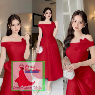 VÁY TRẮNG TAPTA XÒE TRỄ VAI ĐÍNH HOA VOAN 1 BÊN 260824