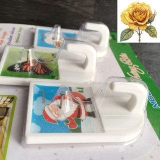 Vỉ 2 móc dán tường có đinh đóng - giao hình ngẫu nhiên