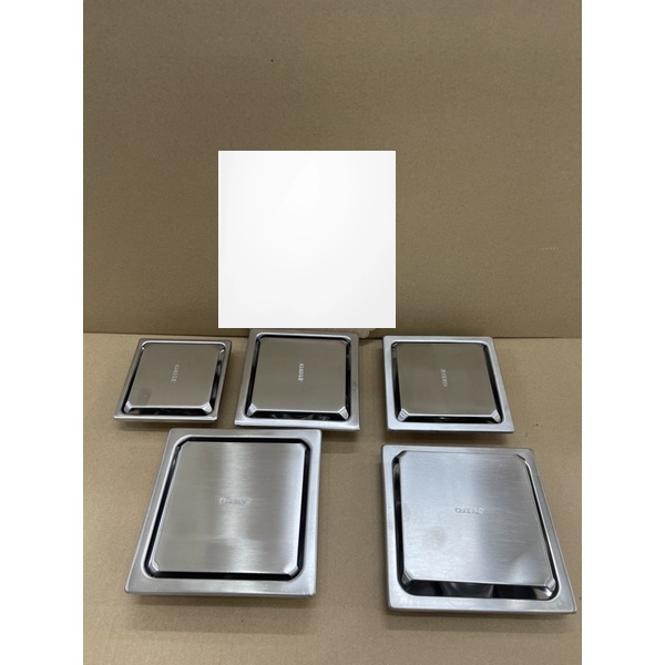 Thoát sàn Caesar KAG-ST1010E, phễu thoát sàn chống mùi hôi mặt Inox 304 kín, phễu thoát nước Caesar