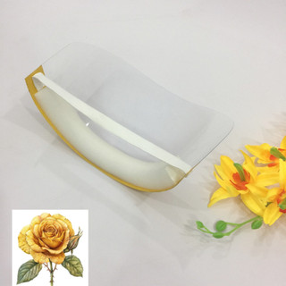 Mặt nạ kính thời trang viền vàng