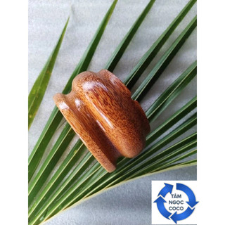 GẠT TÀN BẰNG GỖ DỪA