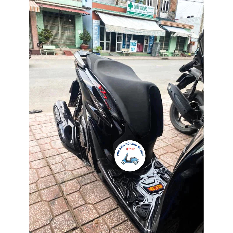 Ốp Sườn Xe SH 2024 - Dùng Chung Xe SH 2020, 2021, 2022, 2023 - Đen, Carbon - Phụ kiện Nẹp Hông Xe Má