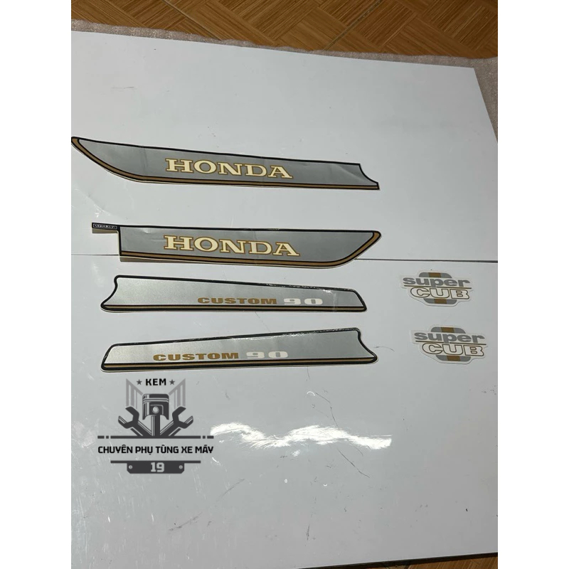 Bộ tem xe cub82,90 đời tem cốp chìm 19