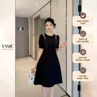 Váy nữ dáng A khoét vai đột chỉ phối màu đính nơ đá trang trí ngắn tay đen đỏ sang trọng YAME YV240