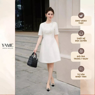 Váy nữ dáng A phủ ngực đính đá vải tafta màu kem ngắn tay YAME YV334