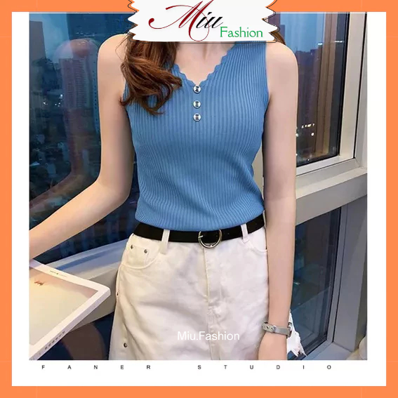 Áo sát nách len nữ đính khuy MS096